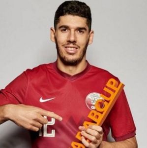卡里姆·布迪亚夫(2022卡塔尔世界杯杜海勒足球俱乐部中场队员)